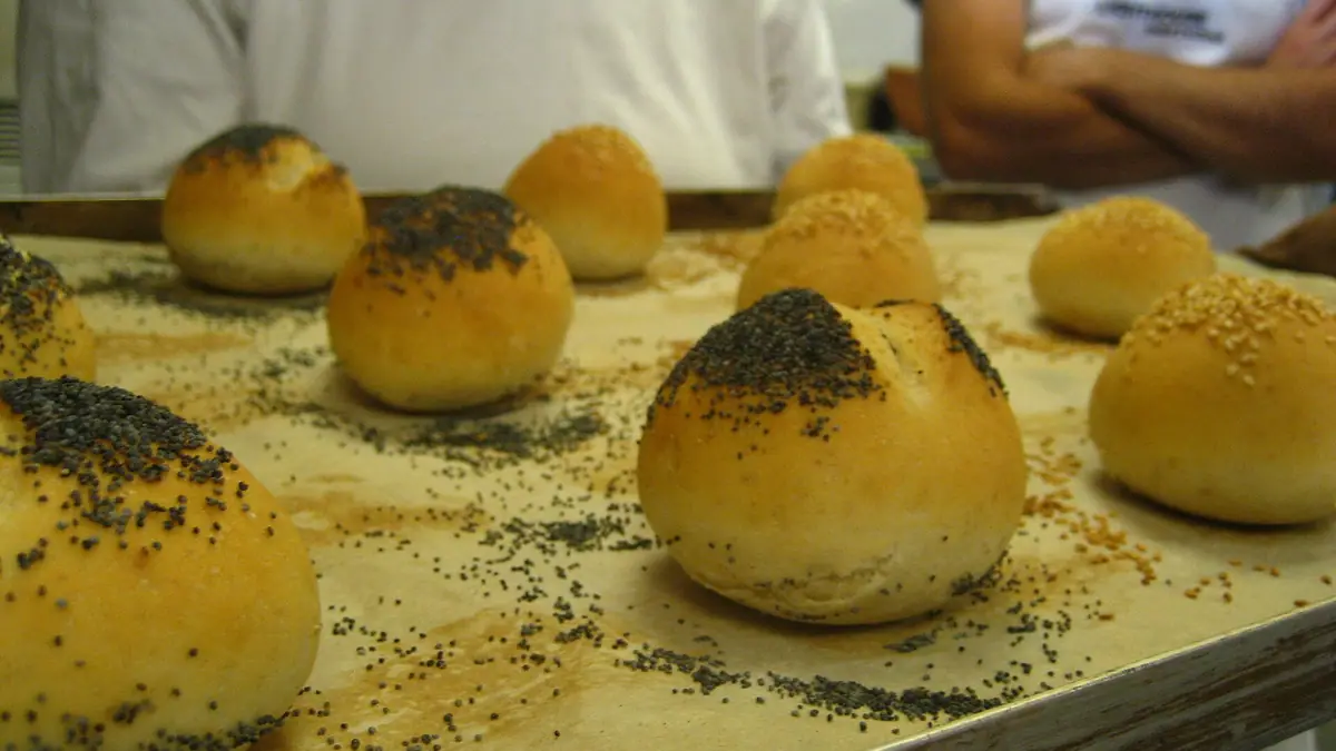The Hot Bread Shop – artisan bakery in Cotgrave town centre